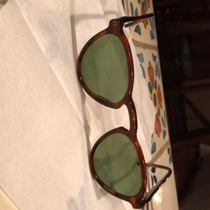 VINTAGE B&L RAY BAN W1529 (Rare)